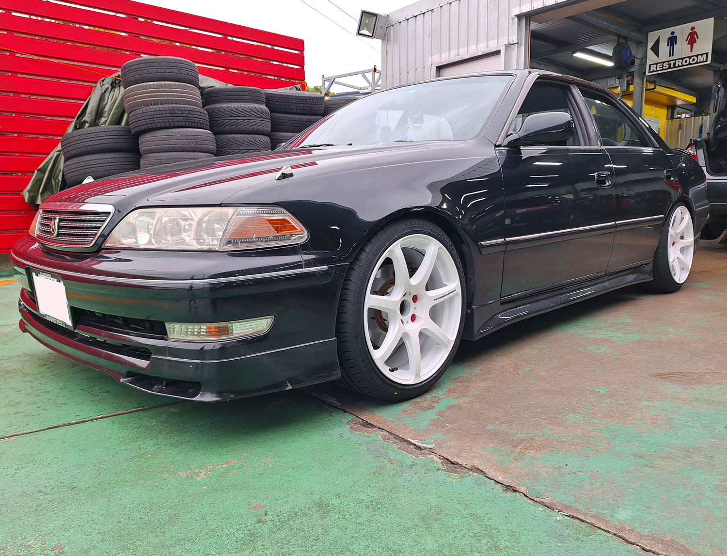 トヨタ マークⅡJZX100　EMOTION T7R 18×8.5J/9.5J　RADAR 225/40R18