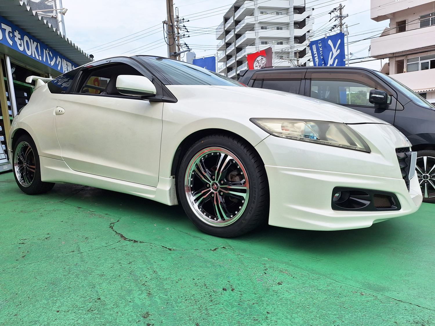 ホンダ CR-Z　STEINER LST 17×7J　MINERVA 215/45R17