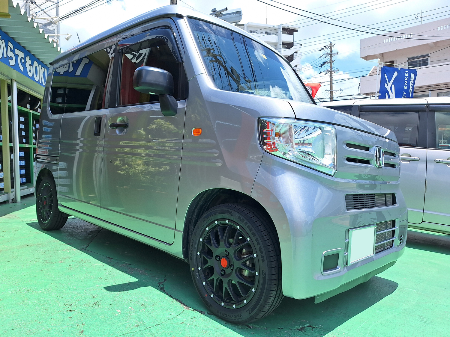 ホンダ N-VAN　MUD VANCE08 15×4.5J　MINERVA 165/55R15