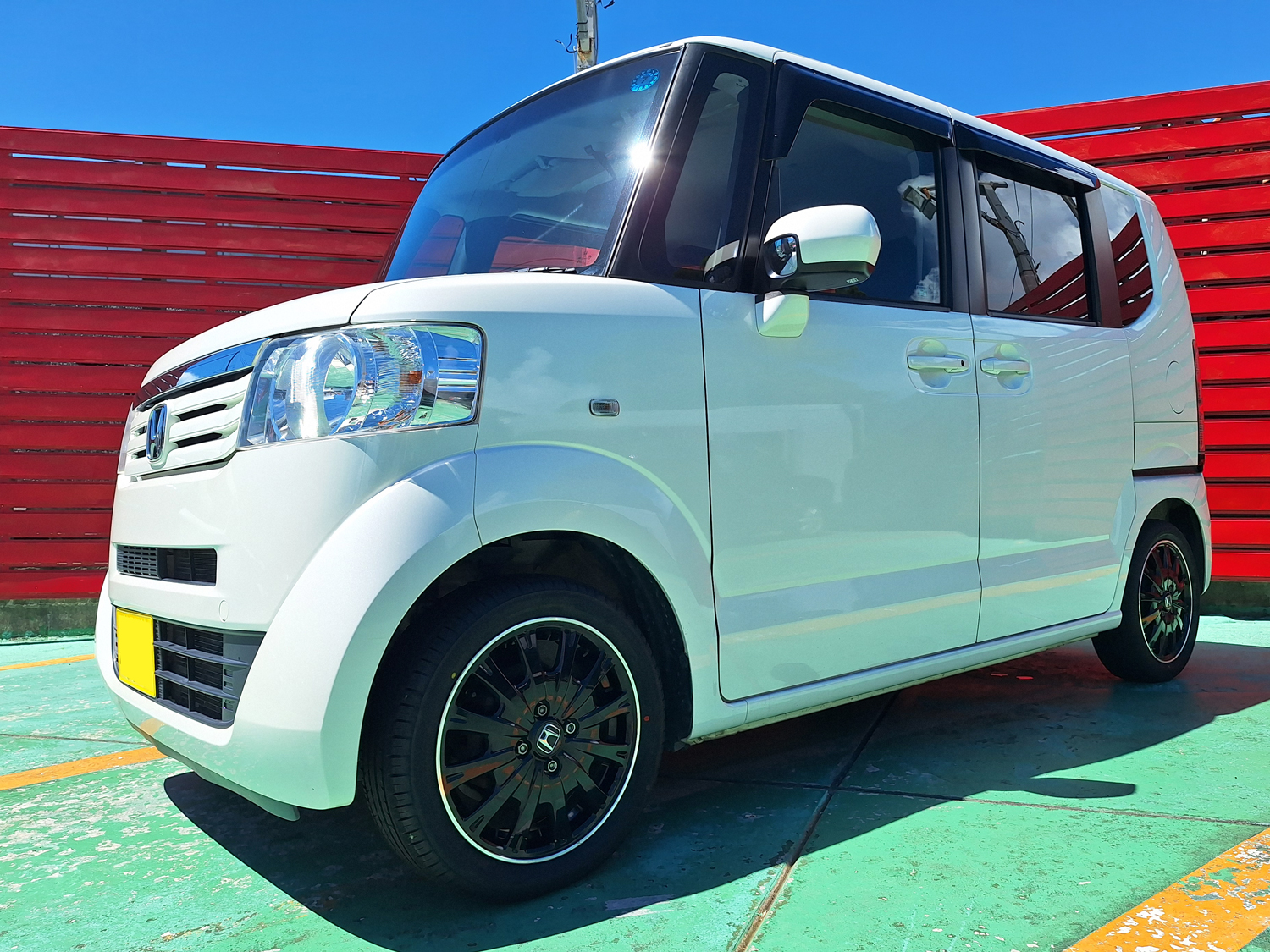 ホンダ N-BOX　ブラックスタイル純正 15×4.5J　MINERVA 165/55R15